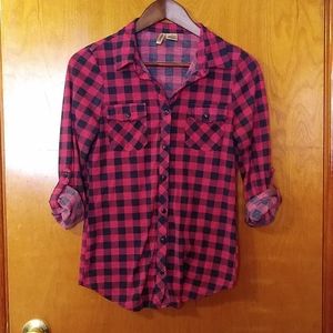 Red & Black Flannel - Small Excellent Condition